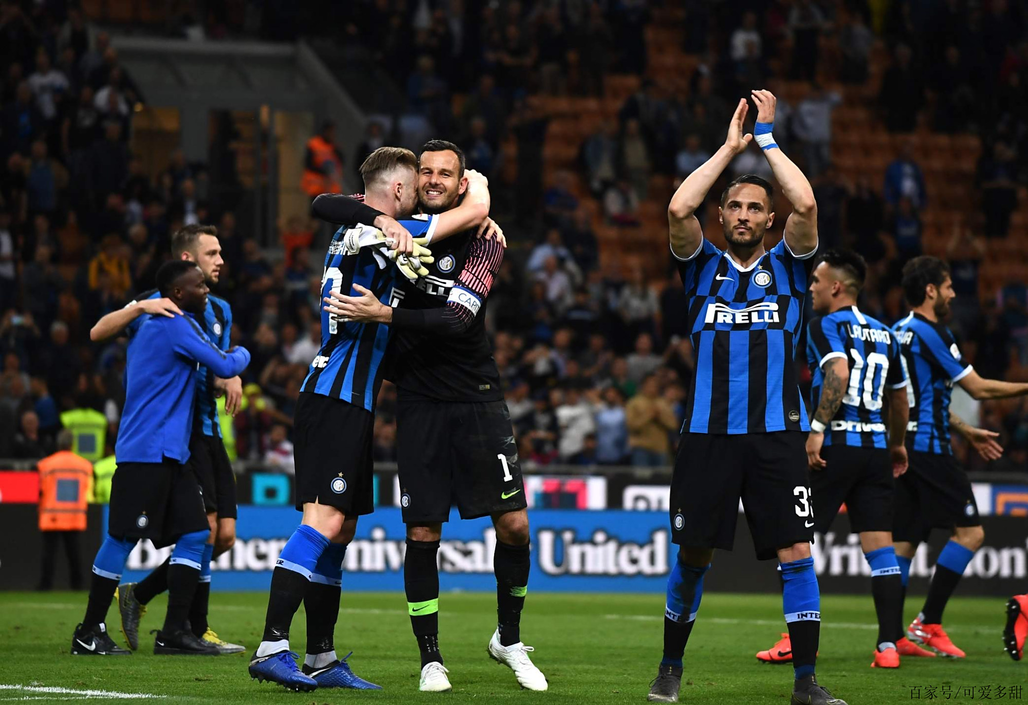 官方：利物浦传奇队明年3月将与多特传奇队踢慈善赛（官宣：利物浦与多特传奇队将于明年3月进行慈善赛）