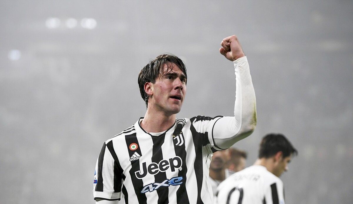 维尔茨在德国队6场1球2助攻，参与进球数与在利物浦16场持平（维尔茨为德国队6战1球2助，参与进球与在利物浦16场持平）