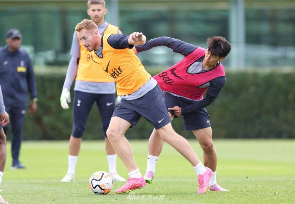 成都战亚冠领头羊，轮到刘殿座首发，蒯纪闻若集训海港难摆脱垫底（成都对决亚冠领头羊：刘殿座有望首发，蒯纪闻若赴集训海港或难逃垫底）